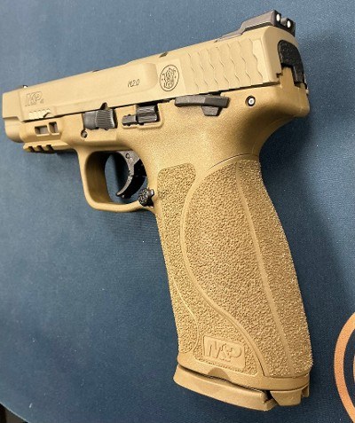 SMITH & WESSON M&P40 M2.0 .40 S&W - Image 11 of 14