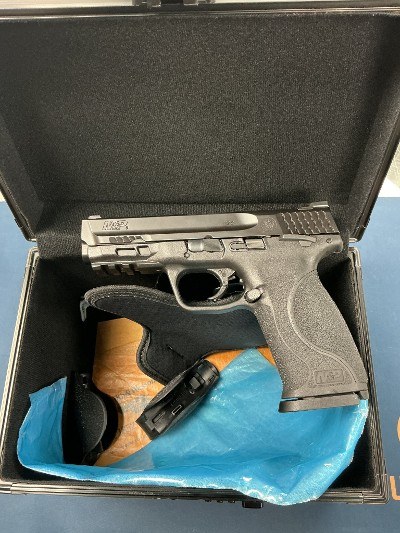 SMITH & WESSON M & P 9 M2.0 9MM LUGER (9x19 PARA) - Image 1 of 15