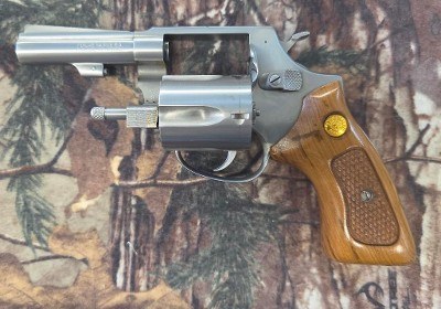 TAURUS MODEL 85 ULTRA-LITE .38 SPL - Image 3 of 6