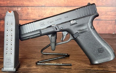 GLOCK 17, G17 Gen 5 9MM LUGER (9x19 PARA) - Image 8 of 8
