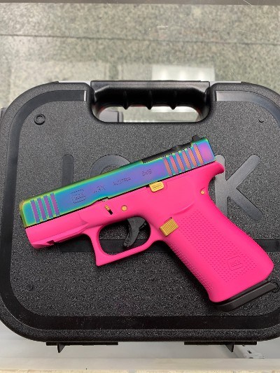 GLOCK G43X PINK RAINBOW 9MM LUGER (9x19 PARA) - Image 3 of 6