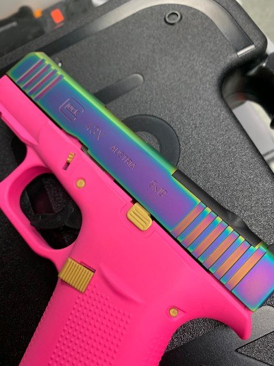 GLOCK G43X PINK RAINBOW 9MM LUGER (9x19 PARA) - Image 2 of 6