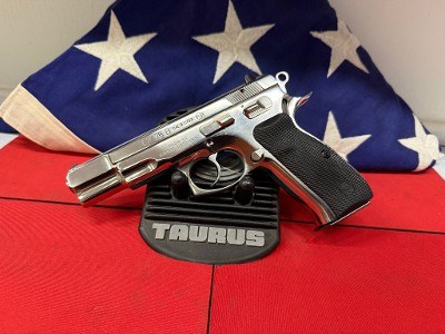 CZ CZ 75 9MM LUGER (9X19 PARA) - Image 1 of 7