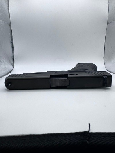 GLOCK 48 .9mm - Image 9 of 11