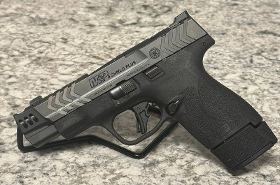 SMITH & WESSON M&P 9 SHIELD PLUS PERFORMANCE CENTER 9MM LUGER (9x19 PARA)