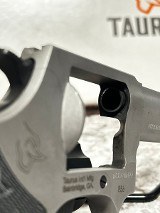 TAURUS 856 .38 Spl - Image 5 of 6