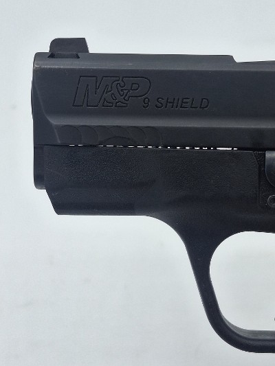 SMITH & WESSON M&P9 SHIELD M2.0 9MM LUGER (9X19 PARA) - Image 4 of 16