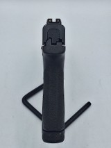 SMITH & WESSON M&P9 SHIELD M2.0 9MM LUGER (9X19 PARA) - Image 3 of 16