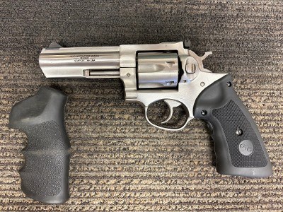 RUGER GP100 .357 MAG - Image 1 of 5