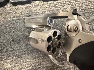 RUGER GP100 .357 MAG - Image 4 of 5