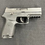 SIG SAUER P250 COMPACT .40 S&W - Image 4 of 12