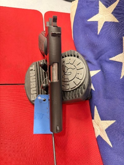 COLT SERIES 70 GOVERNMENT 1911 CLASSIC .45 ACP - Image 4 of 7