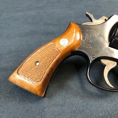 SMITH & WESSON 10-7 .38 SPL - Image 4 of 9