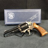 SMITH & WESSON 10-7 .38 SPL - Image 1 of 9