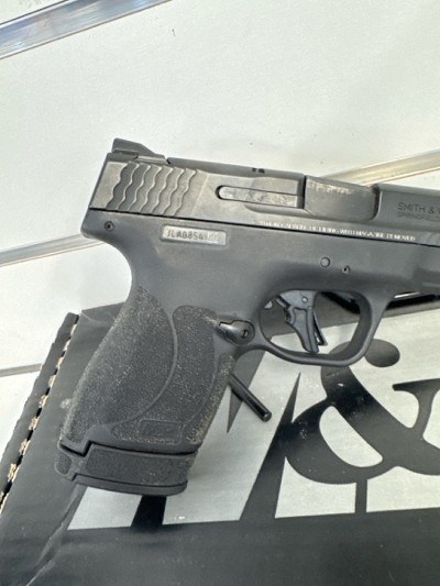 SMITH & WESSON M&P9 SHIELD 9MM LUGER (9x19 PARA) - Image 6 of 7