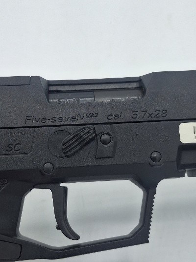 FN FIVE-SEVEN5.7X28MM - Image 12 of 14
