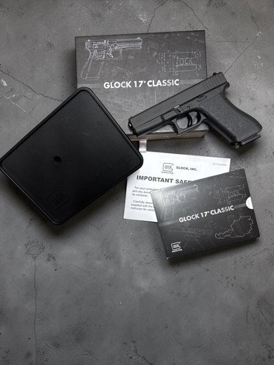 GLOCK G17 GEN 1 9MM LUGER (9X19 PARA) - Image 2 of 7