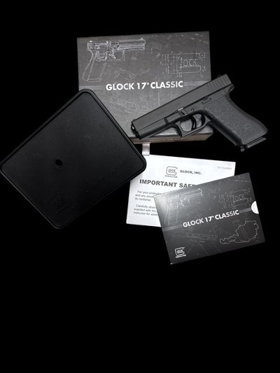 GLOCK G17 GEN 1 9MM LUGER (9X19 PARA) - Image 1 of 7