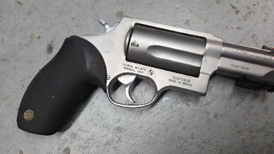 TAURUS Judge Ported Barrel .45 LC/.410 GA - Image 6 of 11