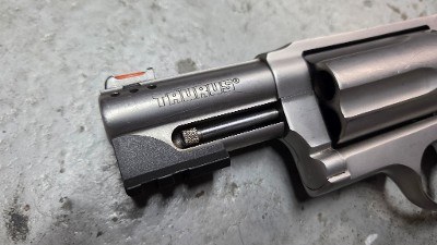TAURUS Judge Ported Barrel .45 LC/.410 GA - Image 2 of 11