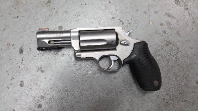 TAURUS Judge Ported Barrel .45 LC/.410 GA
