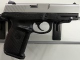 SMITH & WESSON SW40VE .40 S&W - Image 1 of 8