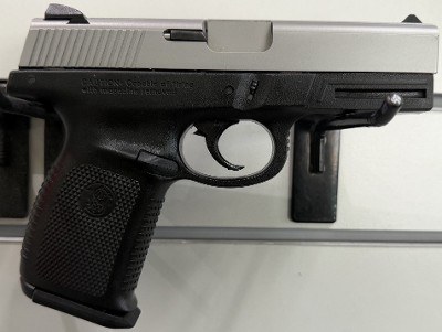 SMITH & WESSON SW40VE .40 S&W - Image 1 of 8