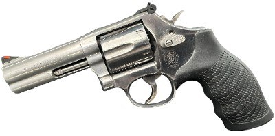 SMITH & WESSON 686-6 .357 MAG - Image 1 of 10