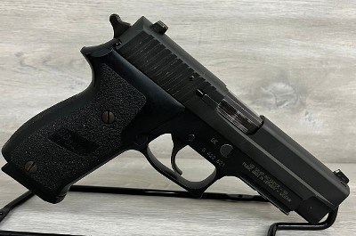 SIG SAUER P220 .45 ACP - Image 6 of 10