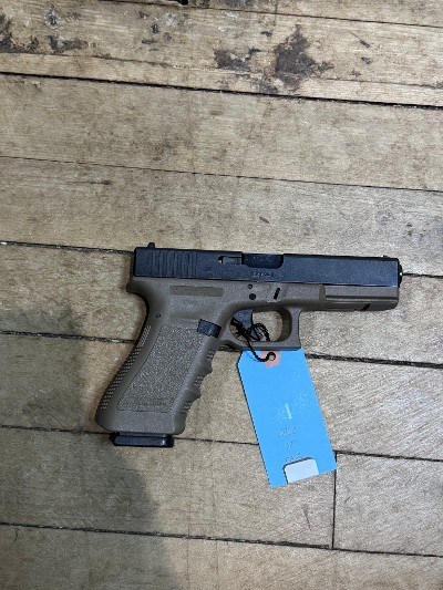 GLOCK G22 GEN 3.40 S&W