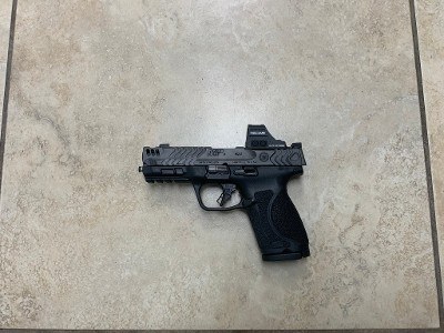 SMITH & WESSON M&P9 2.0 9MM LUGER (9x19 PARA) - Image 1 of 10