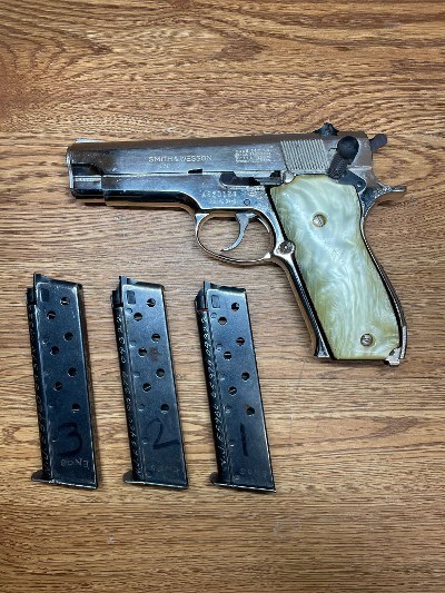 SMITH & WESSONPISTOL 39-2 9MM LUGER (9x19 PARA) - Image 10 of 10