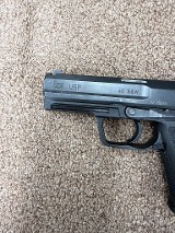 HECKLER & KOCH USP-40 .40 S&W - Image 2 of 7