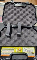GLOCK 27 .40 S&W - Image 5 of 5