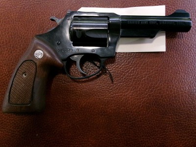 CHARTER ARMS TARGET BULLDOG .357 MAG - Image 1 of 3