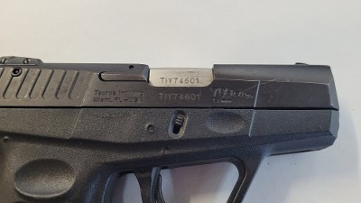 TAURUS 709 Slim 9MM LUGER (9x19 PARA) - Image 2 of 4