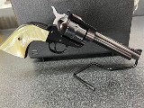 RUGER NEW MODEL SINGLE-SIX .22 CAL - Image 4 of 11