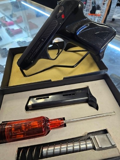 HECKLER & KOCH HK 4 .22 LR - Image 5 of 6