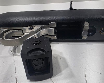 RUGER 10/22 .22 LR - Image 6 of 12