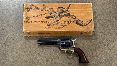 UBERTI REGULATOR 45 Colt (Long Colt) - Image 1 of 8