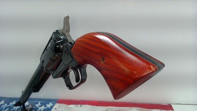 HERITAGE MFG. ROUGH RIDER-22 .22 LR - Image 3 of 9
