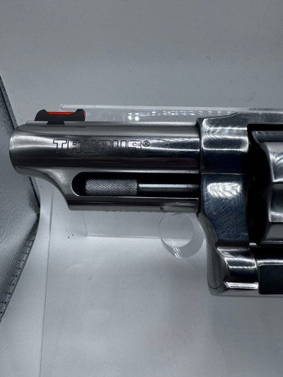 TAURUS JUDGE .45 LC/.410 GA - Image 2 of 12