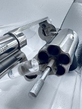 TAURUS JUDGE .45 LC/.410 GA - Image 9 of 12