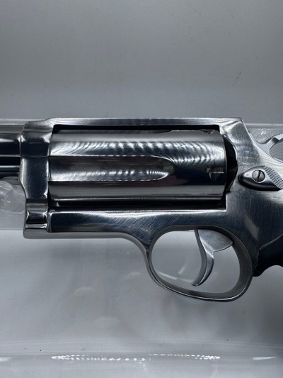 TAURUS JUDGE .45 LC/.410 GA - Image 3 of 12