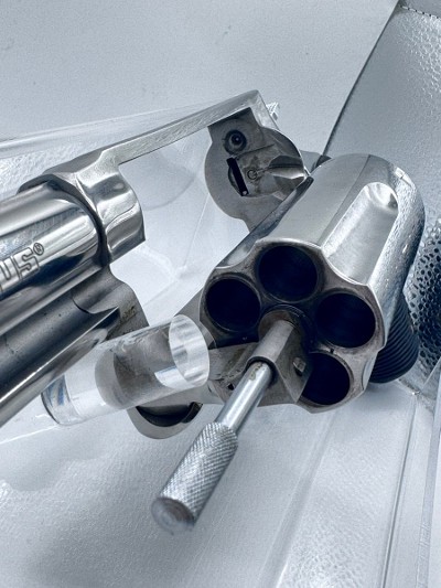 TAURUS JUDGE .45 LC/.410 GA - Image 9 of 12