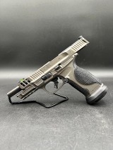 SMITH & WESSON M&P9 M2.0 METAL COMPETITOR 9MM LUGER (9X19 PARA) - Image 4 of 8