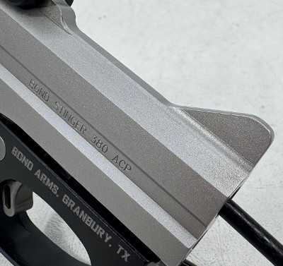 BOND ARMS STINGER .380 ACP - Image 8 of 13