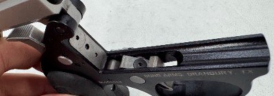 BOND ARMS STINGER .380 ACP - Image 10 of 13
