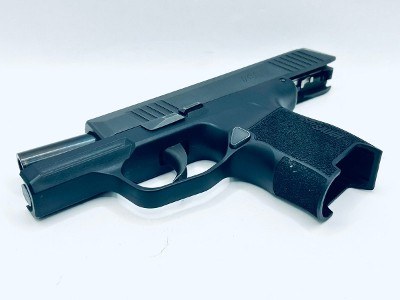 SIG SAUER P365 9MM LUGER (9x19 PARA) - Image 3 of 10