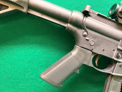 SMITH & WESSON M&P 15-22 .22 LR - Image 3 of 25